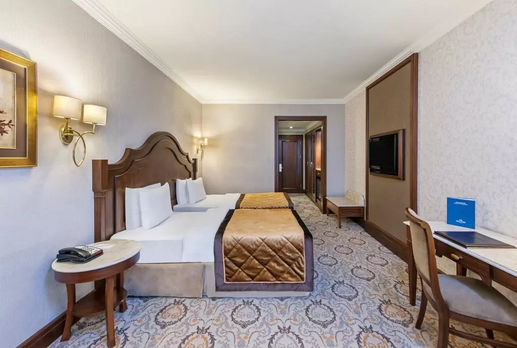 hotel elite world van_shabavizparvaz_05.jpg